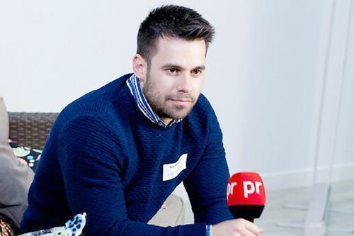 LUIS M VILLANUEVA